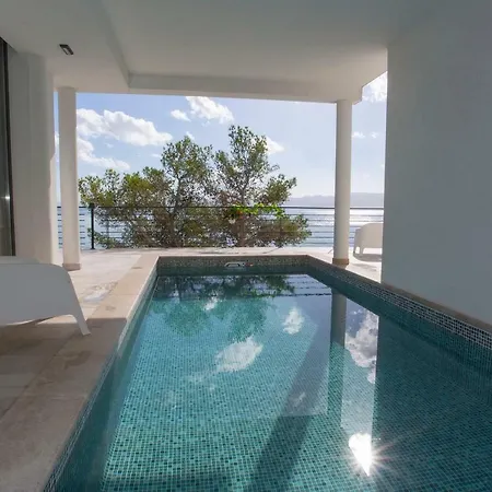 Puntin - Villa Drvenik (Split-Dalmatia)